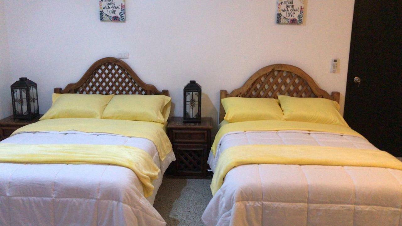 Apartamento&Habitacion Galeana 巴耶斯城 外观 照片